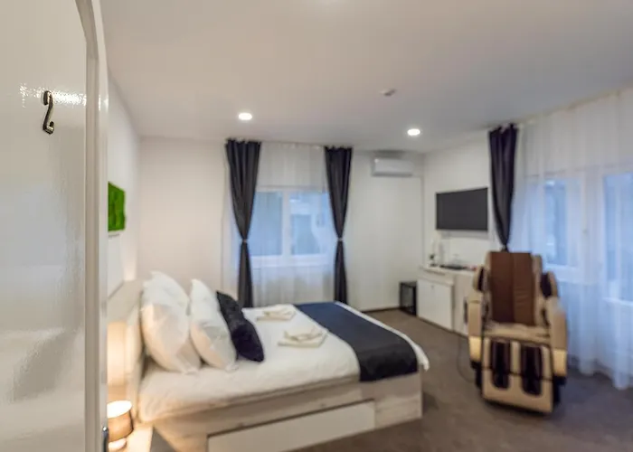 Bada Bing Guest house 4*