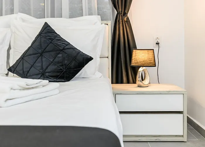 ゲストハウス Bada Bing 4*